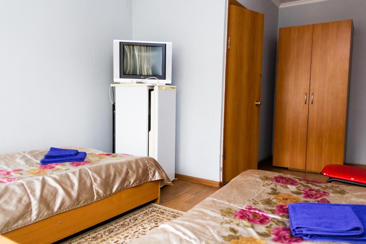 Hotel Tahar Almaty Luaran gambar