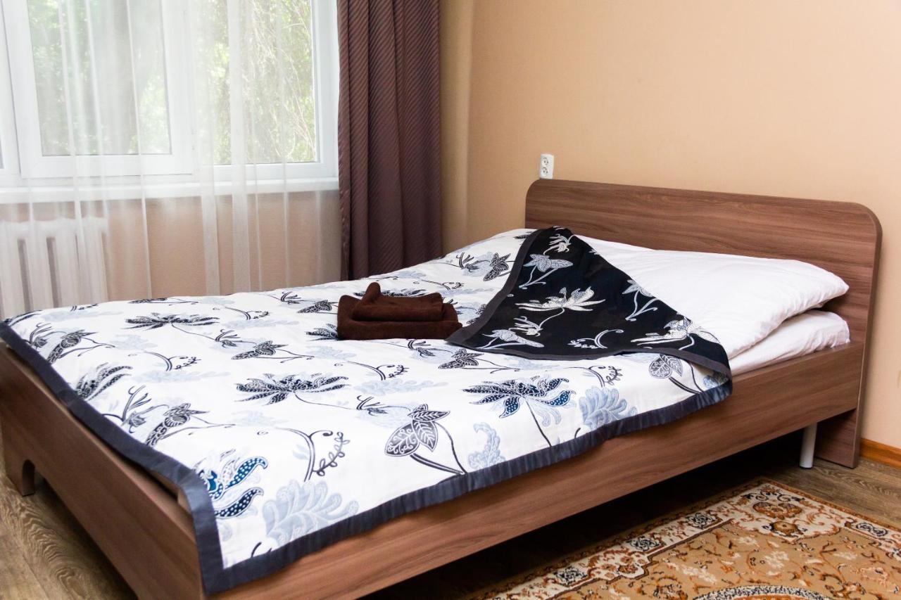 Hotel Tahar Almaty Luaran gambar