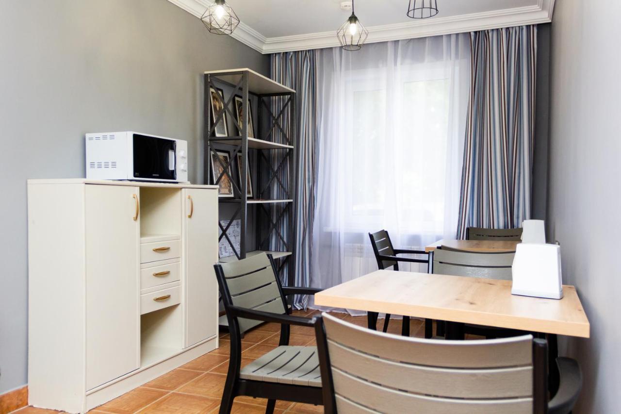 Hotel Tahar Almaty Luaran gambar