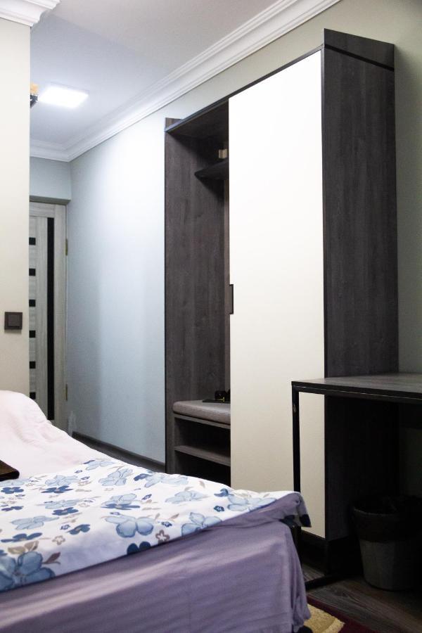Hotel Tahar Almaty Luaran gambar